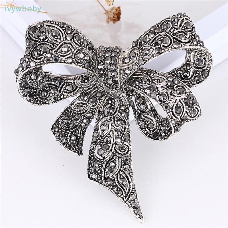 [IVY] Pha Lê Kim Cương Giả Cho Nơ Cài Áo Sơ Mi