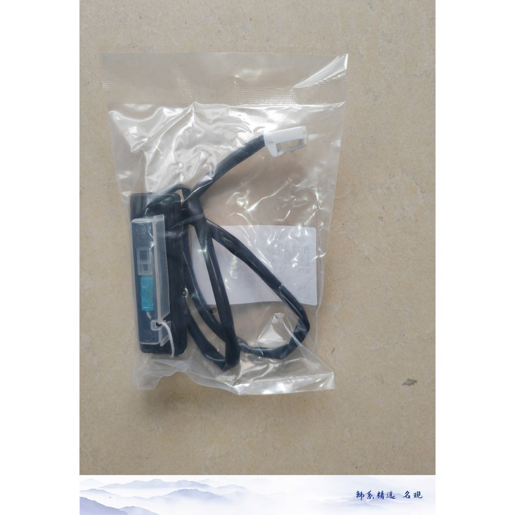 81720-B2000 81720B2000 Bán buôn Công tắc cửa sau