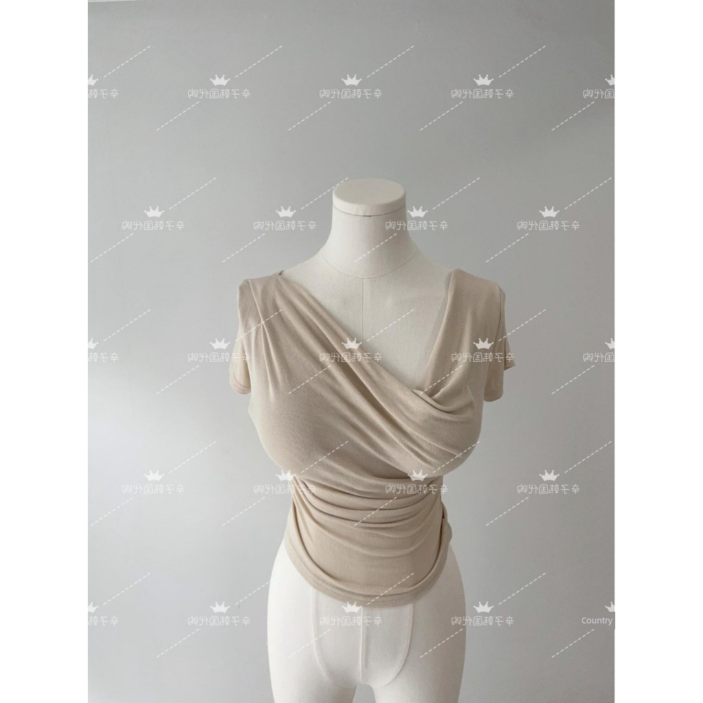 áo kiểu nữ sexy cá tính Hàng sẵn ~ 17STUDIO áo thun ngắn tay gợi cảm xếp ly tự chế, tôn dáng, áo chị