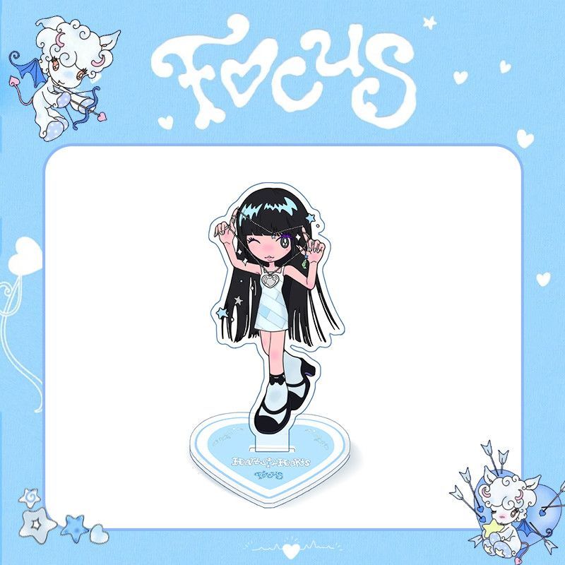 Hearts2Hearts mini album hoạt hình xung quanh