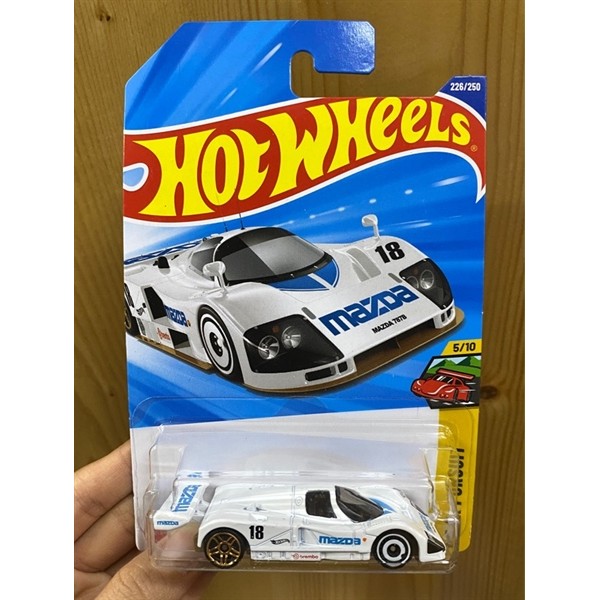 Đồ chơi mô hình xe JFN49 Hot Wheels Mazda 787B White