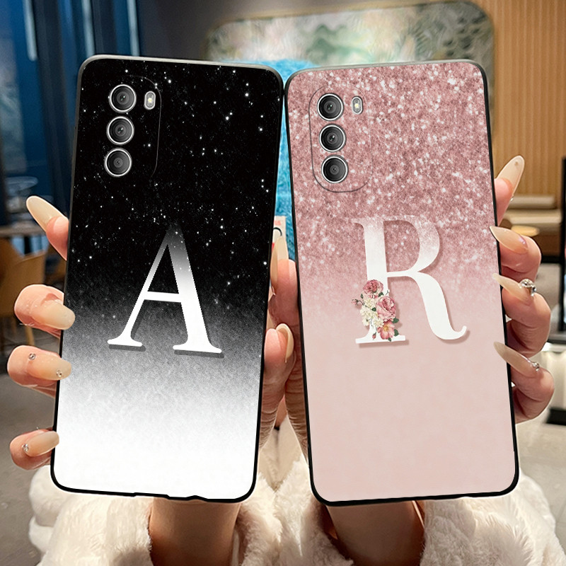 Ốp Điện Thoại Cho Motorola Moto G51 Chữ Cái Ban Đầu Có Hoa Chống Sốc Ốp Lưng Silicon Thạch Đen Motor