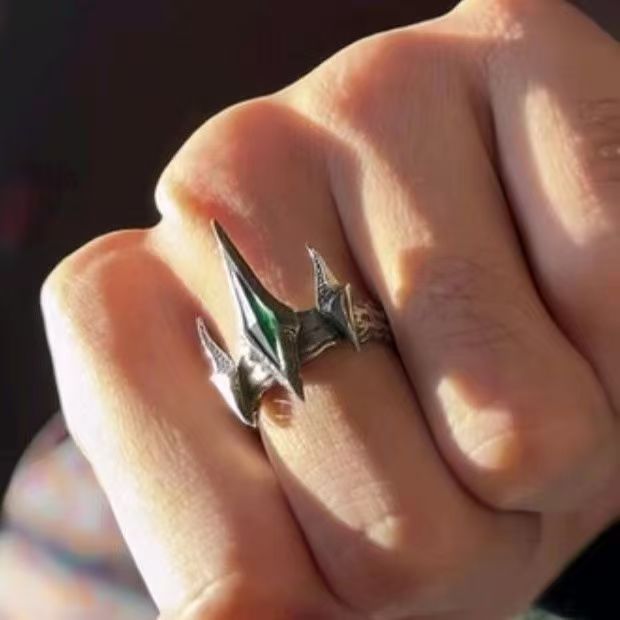 Nhẫn điều chỉnh được lấy cảm hứng từ Iliad - Sản phẩm dành cho fan của Liên Minh Huyền Thoại