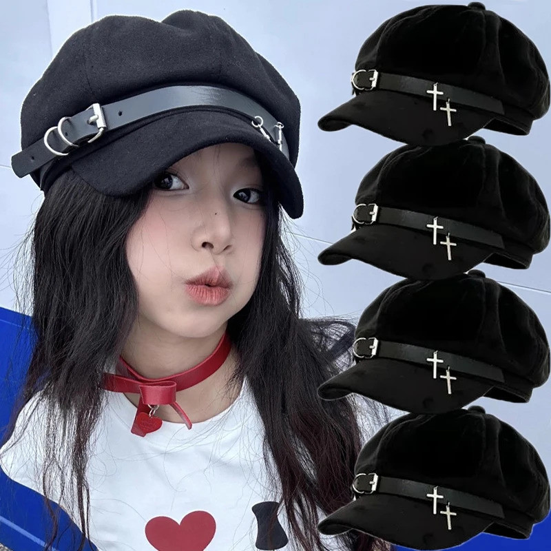 Có sẵn beret handmade phong cách Y2K Gothic punk, có nơ ren và charm thập tự thắt lưng y2k gothic vò