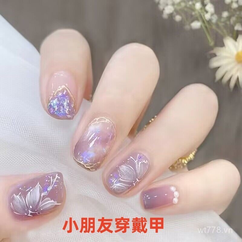 Trẻ Em Phổ Biến Đeo Móng Tay Tím Camellia Ngắn Miếng Giả 9 Tuổi Trẻ Em 12 Ngón Tay Móng Tay 10 Tuổi 