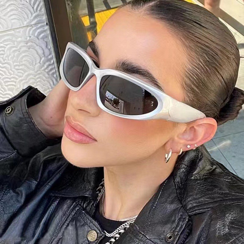 New European and American Style ins Futuristic style sunglasses for men, women's anti-UV sunglasses
