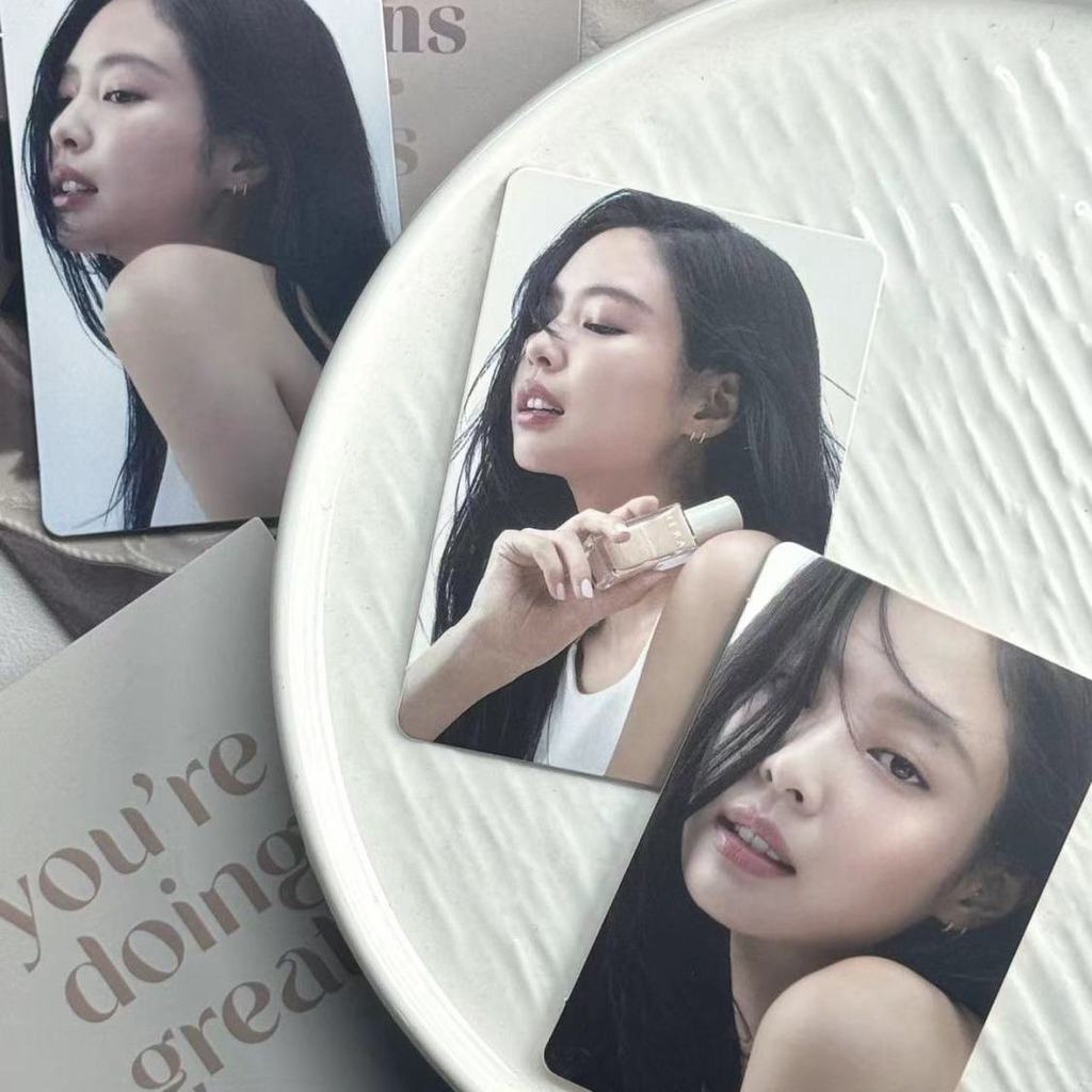 BLACKPINKJenni Kim Jenny Hera Hera xác nhận nền tảng son men bên mặt Ni Wan mặt thẻ