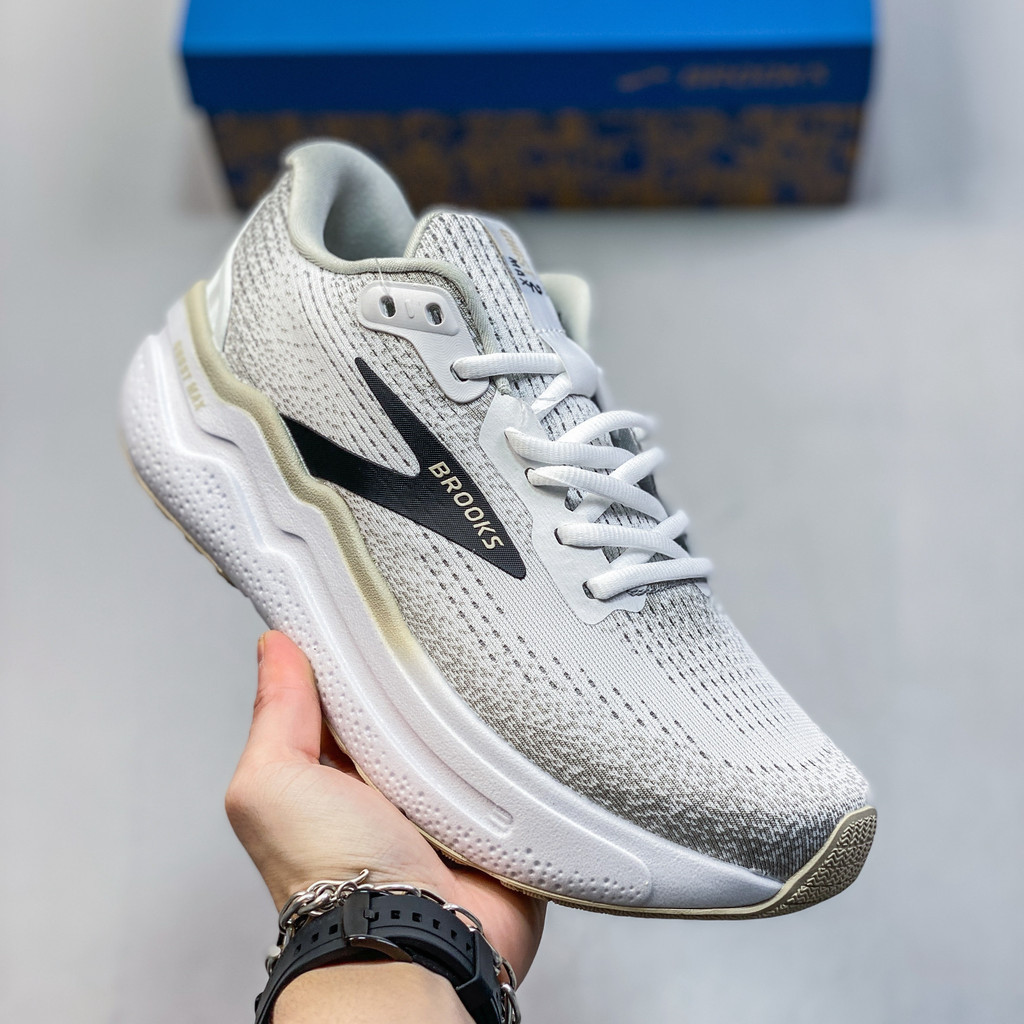 Giày chạy bộ giảm xóc Brooks Ghost Max unisex