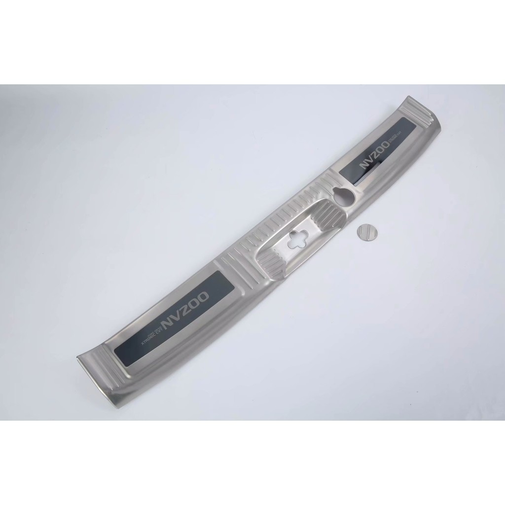 Thích hợp cho 18 NV200 Tấm bảo vệ phía sau bên trong NV200 Tấm bảo vệ thân cây được sửa đổi Dải bảo 