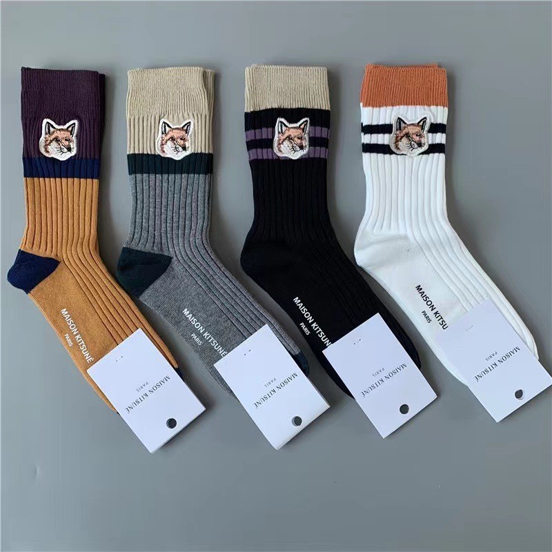 Đôi tất thêu kim kiểu kitsune thời trang từ Little Fox Maison