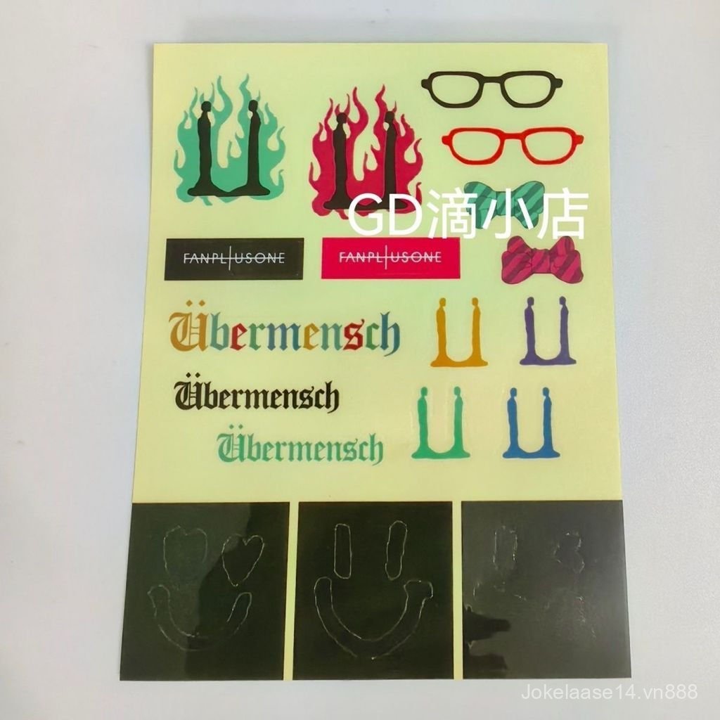 G GD World Tour 2025 Album mới Smile Face Humanoid U Pattern Sticker Decal