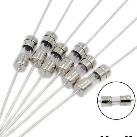 Gửi 5 chiếc Cầu chì quạt 2A250V 2A có cầu chì KZUR