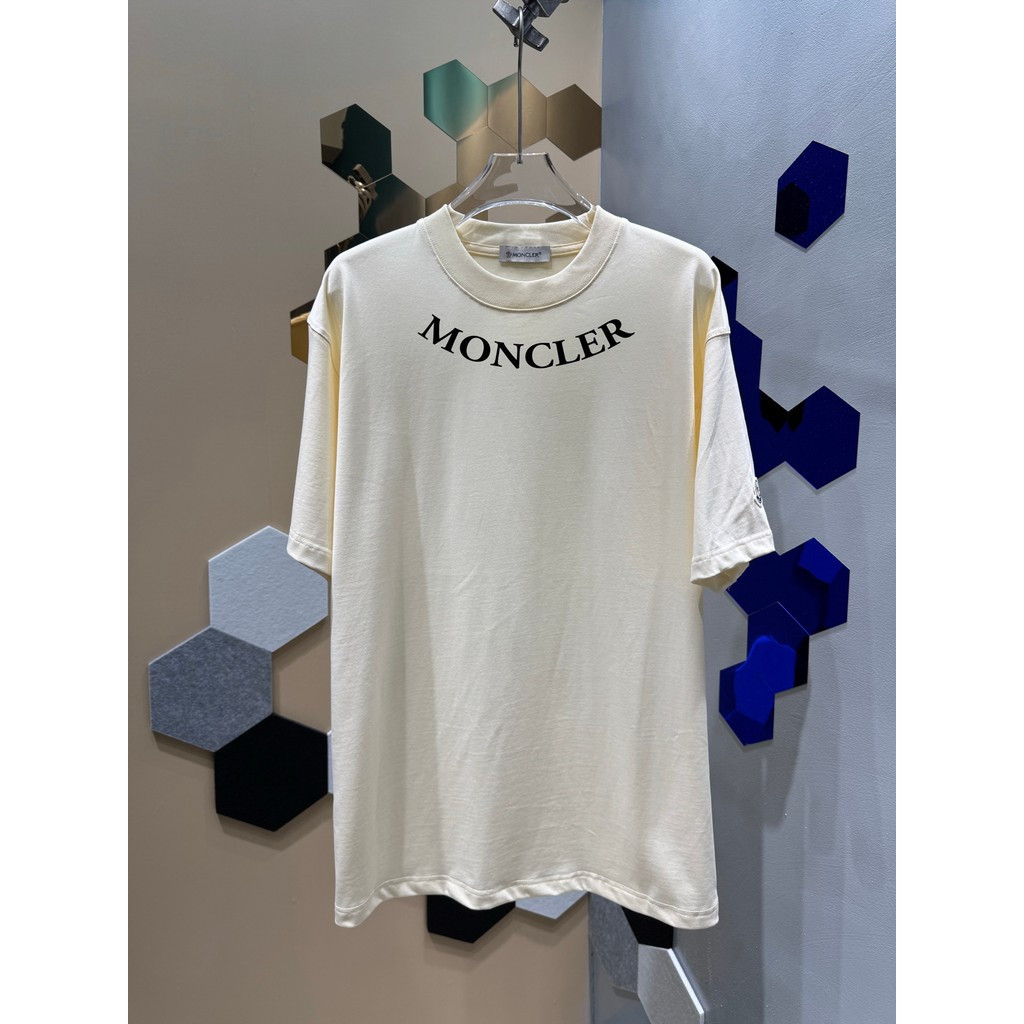 Áo jacket Moncler 2026 mới, size 6XL, cổ điển cổ tròn ngắn tay, thiết kế raglan, phù hợp thời trang 