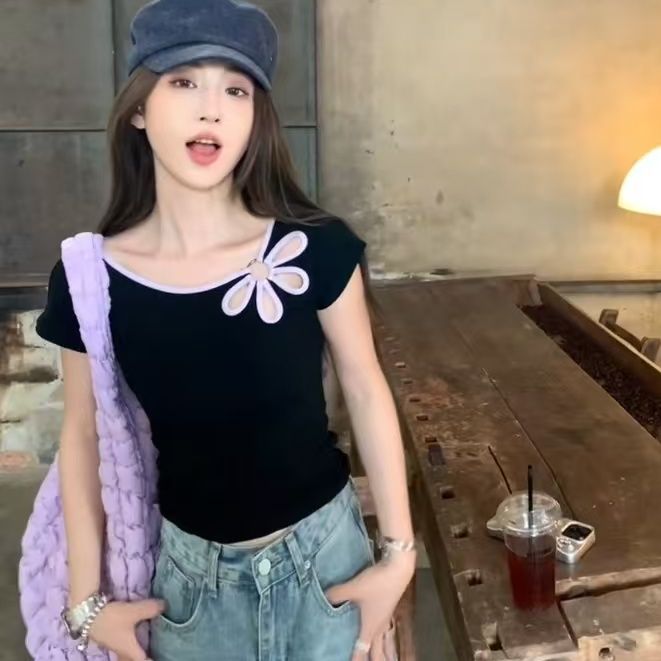 Thiết kế mùa hè Sense [Rỗng] Thiết kế gợi cảm Sense Niche Slim-fit Slimer Look Chic All-match Ladies