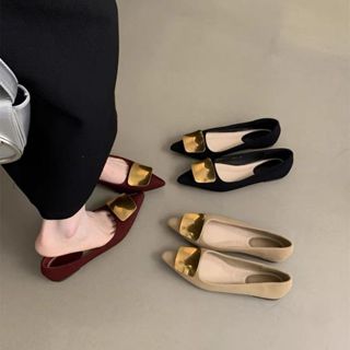 Pháp Kim Loại Khóa Vuông Nữ Giày Đơn Nhỏ Thu Đông 2024 Phong Cách Mới Phù Hợp Với Retro Thấp Mũi Nhọn Da Mềm Giày Đế Bằng / Đính Hạt 3.17