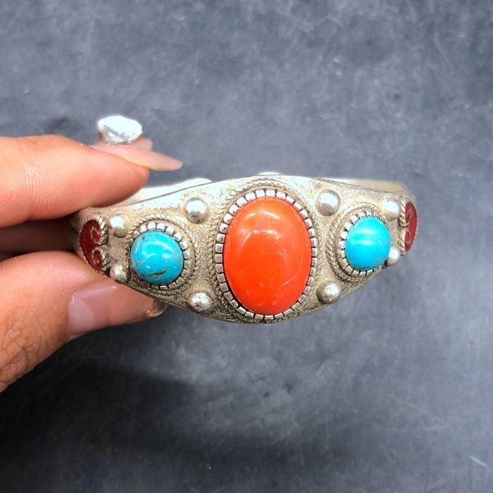 Bộ sưu tập cổ Tây Tạng Bạc Mông Cổ Yếu tố Phong cách dân tộc Vòng tay Mông Cổ Cổ Bạc Trang sức Bạc M