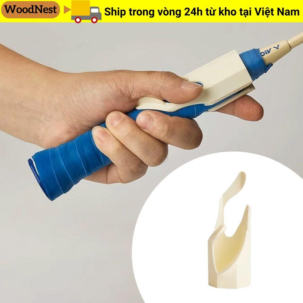 Chỉnh sửa tư thế vợt cầu lông Woodnest với hỗ trợ tay cầm đa năng PP, phù hợp cho người mới tập và cải thiện kỹ năng