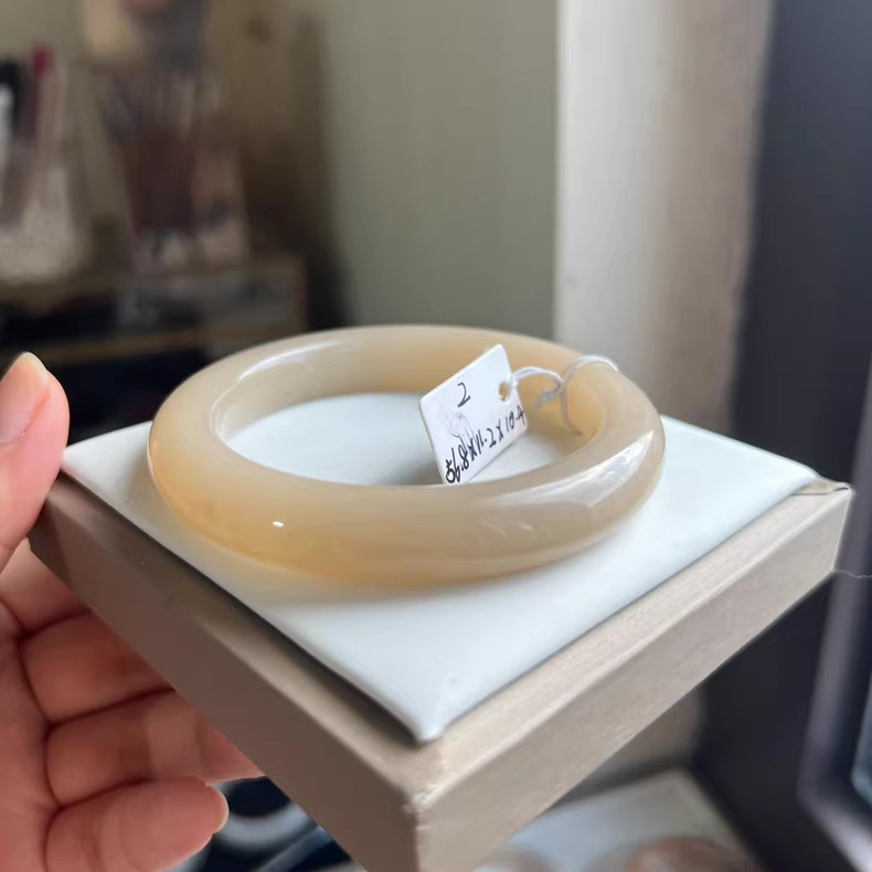 56.8 She Taicui Osmanthus Cake Loach Back Bracelet 56.8 / 11.2 / 10.4