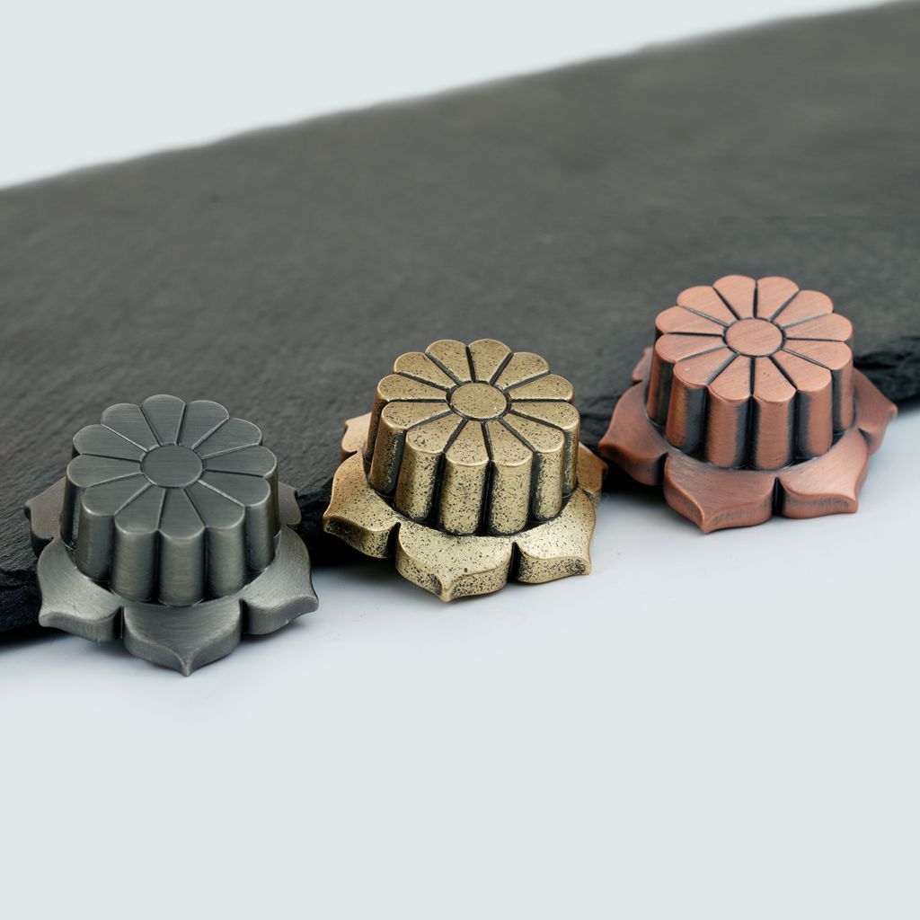 Guyker NKB-006 Núm Nồi Kế Phong Cách Hoa Bộ Vàng Đường Kính Đồng 6MM