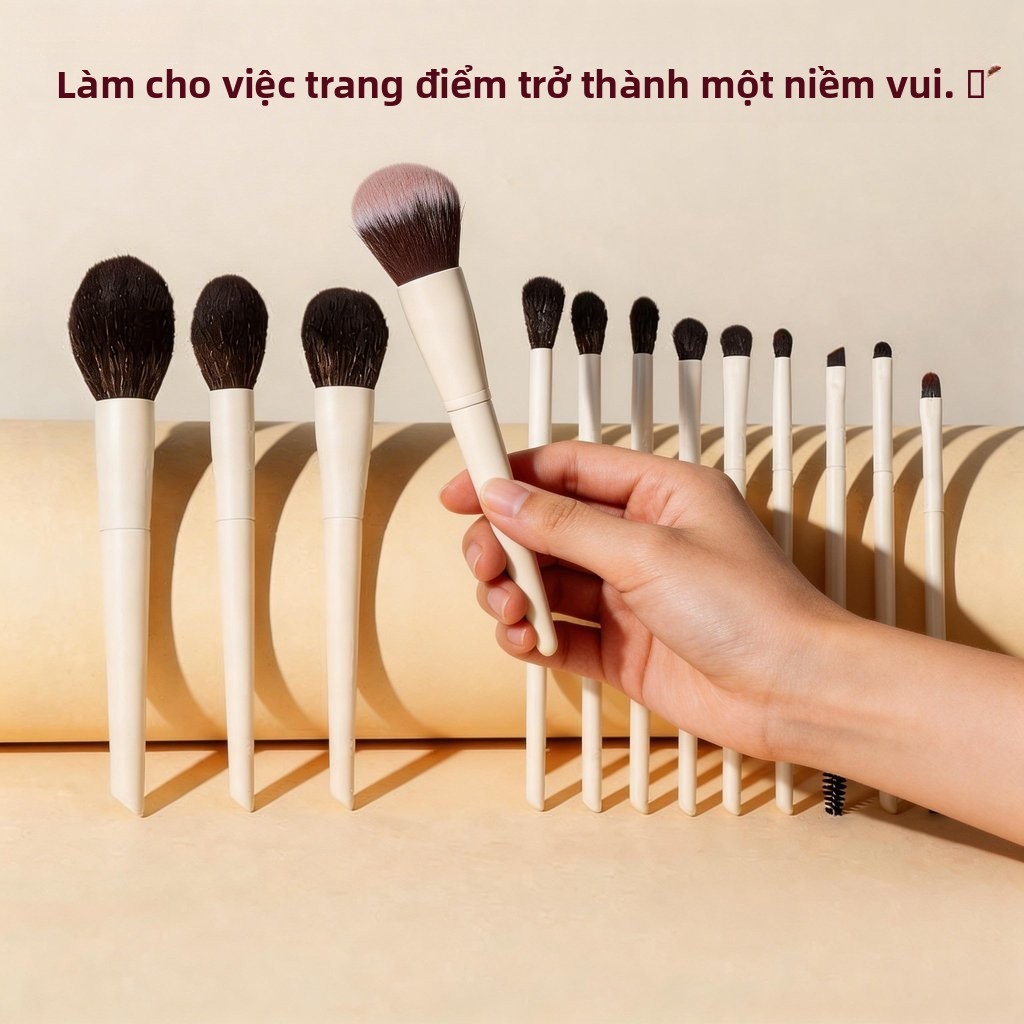 Cọ Trang Điểm Không Thương Hiệu 13 Cây – Nguyên Bản Đầu Tiên, Cán Gỗ Thật, Lông Siêu Mịn Mềm, Cho Người Mới & Chuyên Nghiệp – Chất Lượng Không Đổi | BigBuy360 - bigbuy360.vn