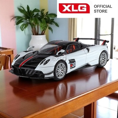 Mô Hình Xe Pagani Huayra Màu Trắng Tỷ Lệ 1:18 Bằng Kim Loại Cao Cấp