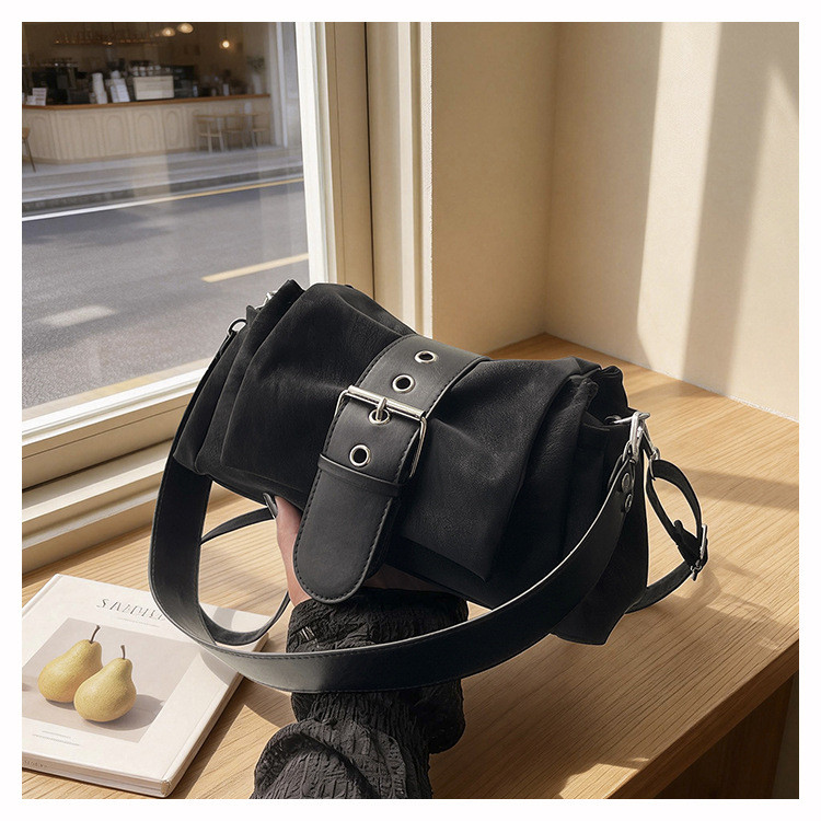 Xuyên Biên Giới 2026 Phong Cách Mới Cao Cấp Nách Túi Thời Trang Phù Hợp Với Người Đi Làm Túi Đeo Vai Niche Đi Lại Túi Đeo Ngang Bán Buôn