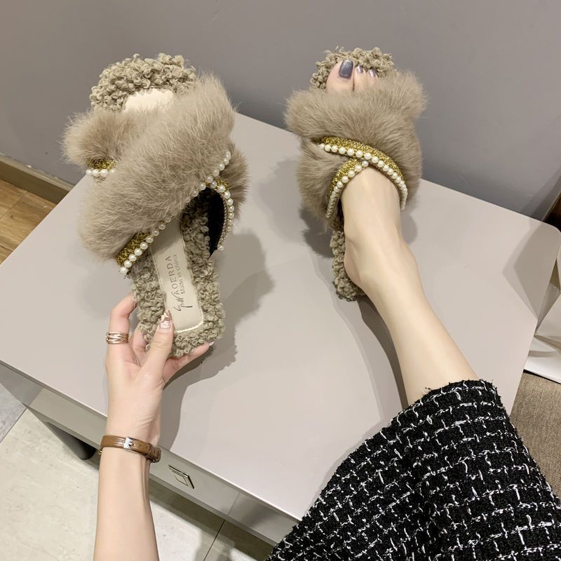 Sản phẩm mới Hàng có sẵn Real Rabbit Furry Flip-Flops Nữ Phong Cách Phương Tây Đi Chơi Thu Đông 2025