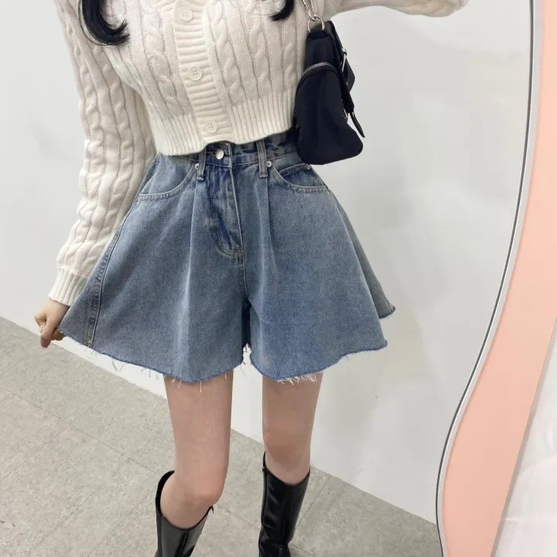 Quần Short Denim Nữ Style Retro from Dongdaemun, Seoul - Chân Rộng Hơi Loé, Viền Mờ
