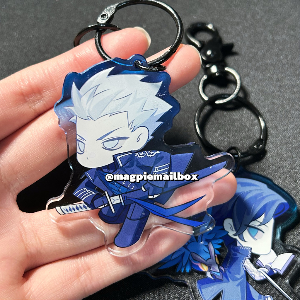 Devil May Cry Anime KeyChain Women Vergil Key Chain for Men Key Ring Acrylic Car