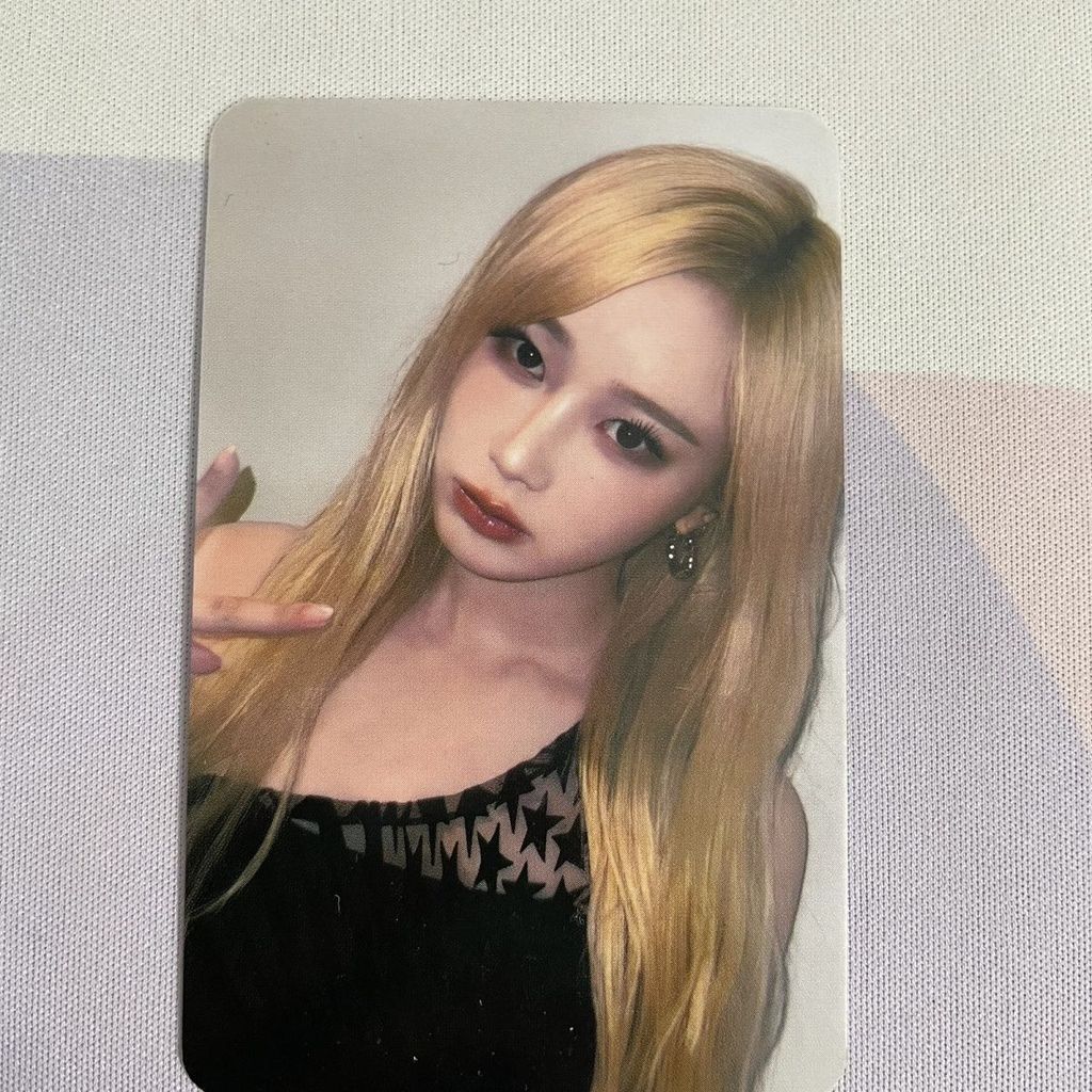 Blonde beer pear aespa K4 lucky card whiplash mini 5 giselle card