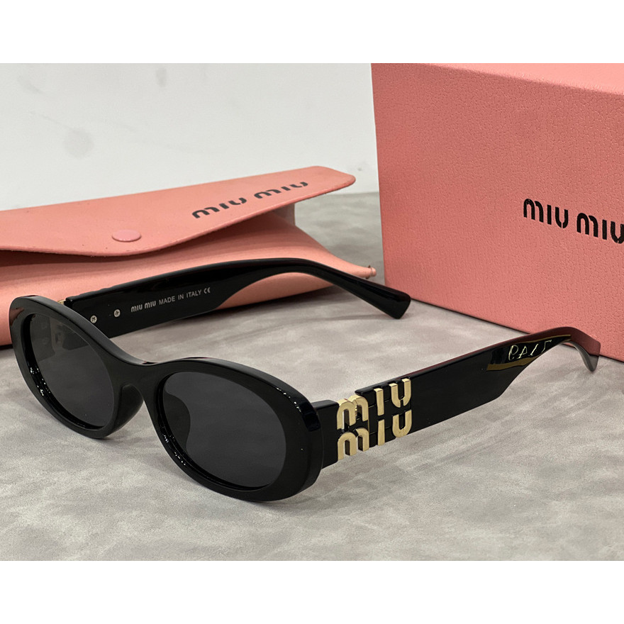 Kính râm hình bầu dục nữ MiuMiu7149 dt1