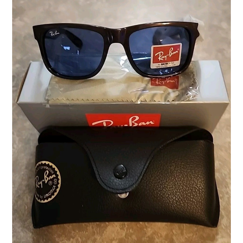 Kính râm Piaget khung kim loại màu nâu, ống kính màu tối