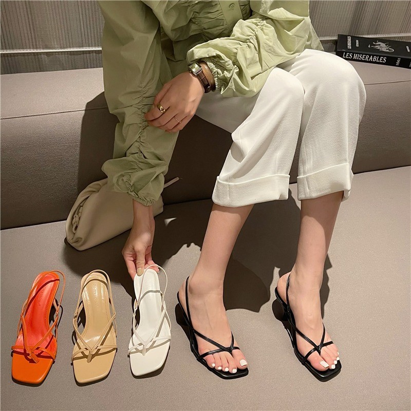 [Lamode] Dép xỏ ngón Giày thủ công Niche Design Kitten Gót chân vuông Khóa giày sandal nữ dây đeo ch