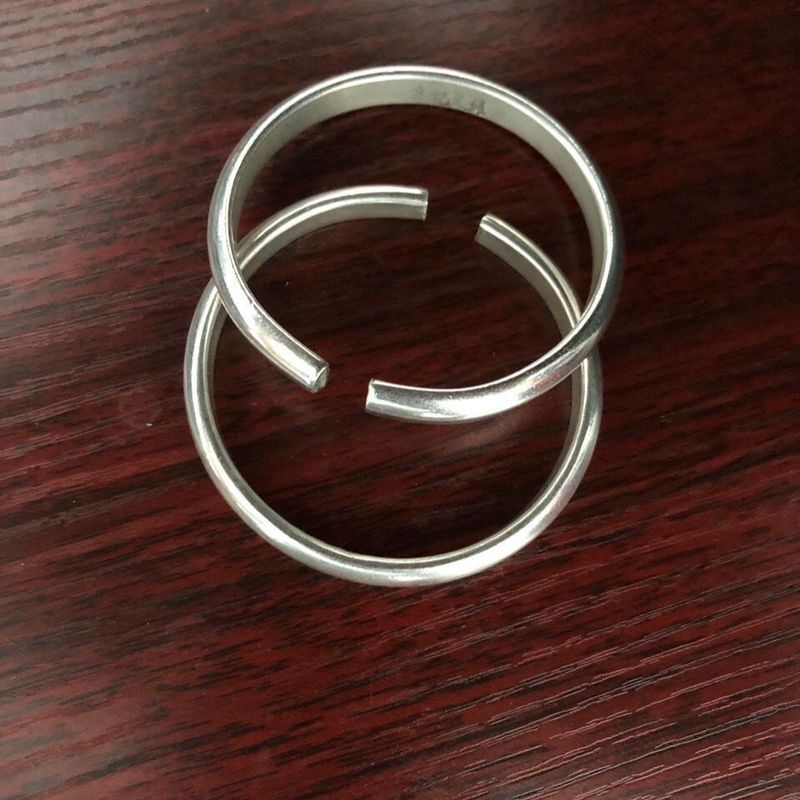 HELLO ~ ~ Bộ sưu tập cổ Vòng tay bạc cổ Bề mặt nguyên chất Đơn giản Bề mặt phù hợp Phong cách dân tộ