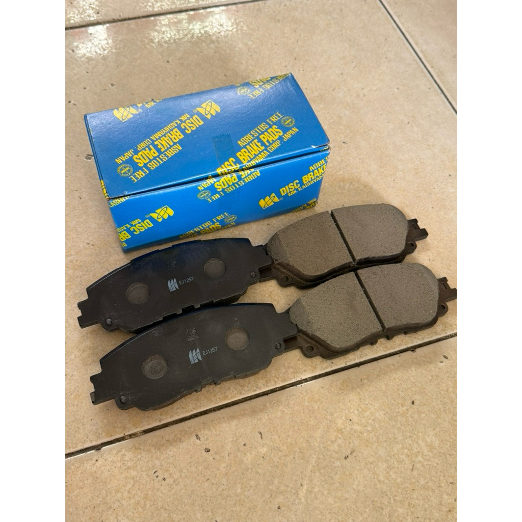 Bố thắng( má phanh) Trước Toyota Innova Cross/Corolla 2022-2026 , Camry/Rav4/Lexus ES250 2017-2025 M