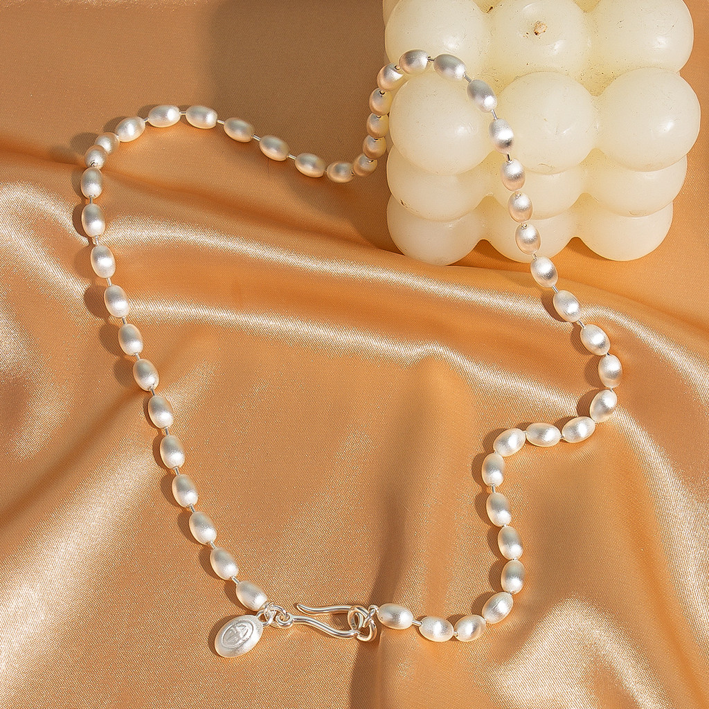 Classic Fashion Versatile Magnetic Clasp Oval Necklace Summer Elegant Personality Brushed Craft Clav