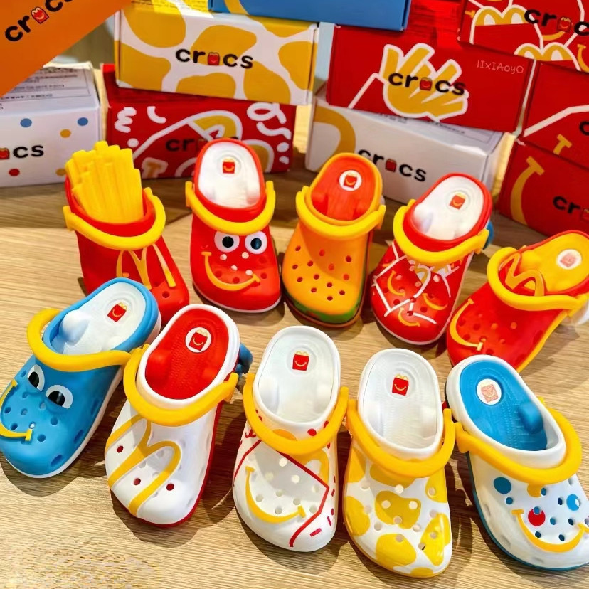 Móc khóa Crocs McDonald 's – Móc khóa Sandal Mini McDo Crocs có nhãn dán