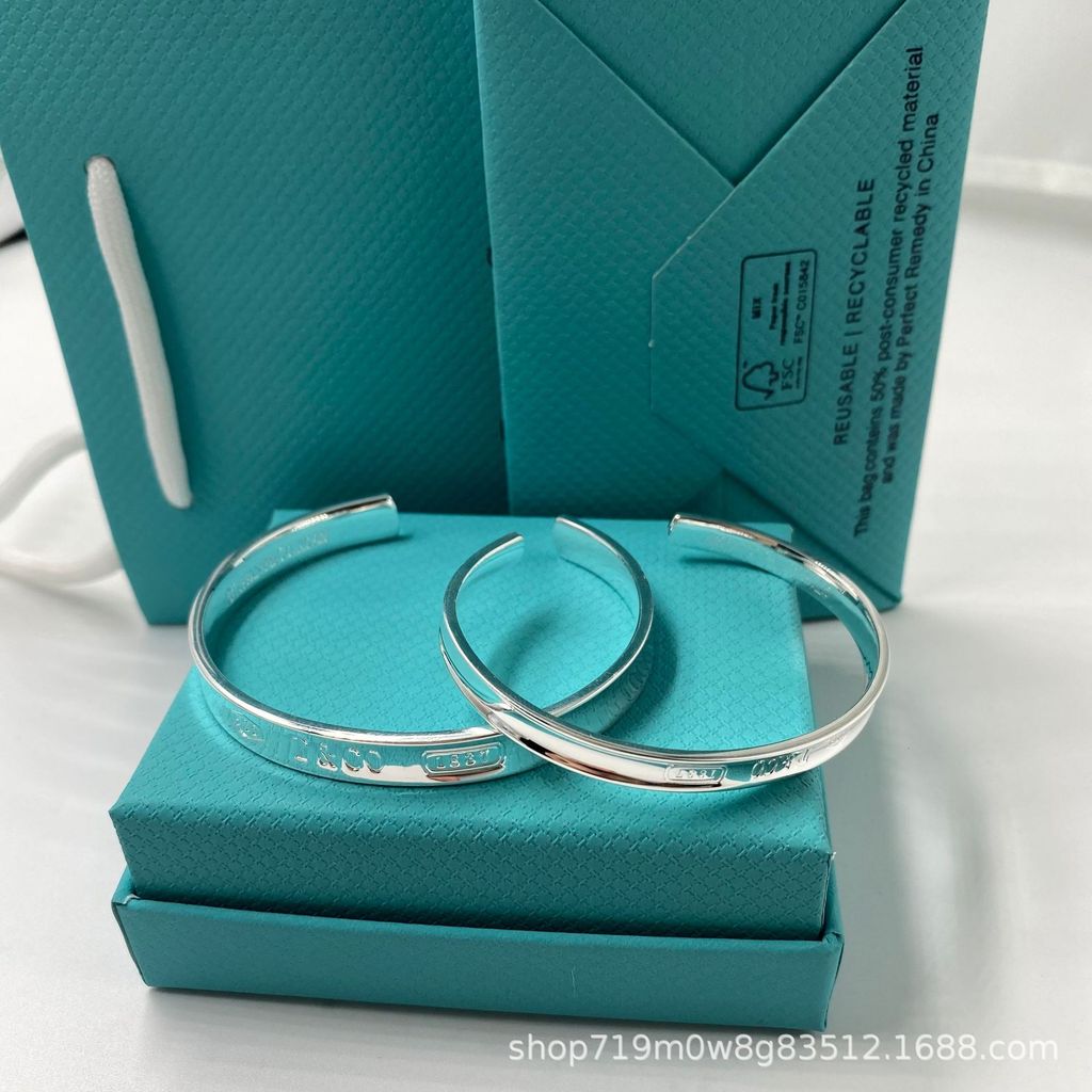 s925Classic1837Open-ended couple's bracelet is fashionable8mm6mm Wide bracelet with concave stamped 