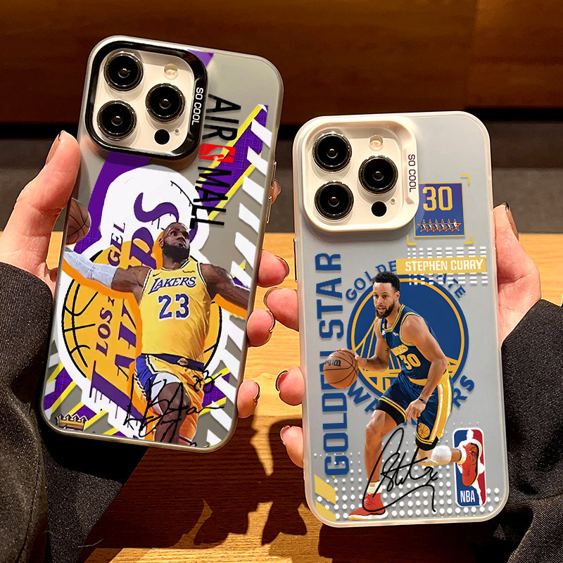 Thích hợp cho Apple 17 Vỏ Điện Thoại Dạo Phố NBA Star iPhone16promax Laser 15pro Frosted 13 James Cu
