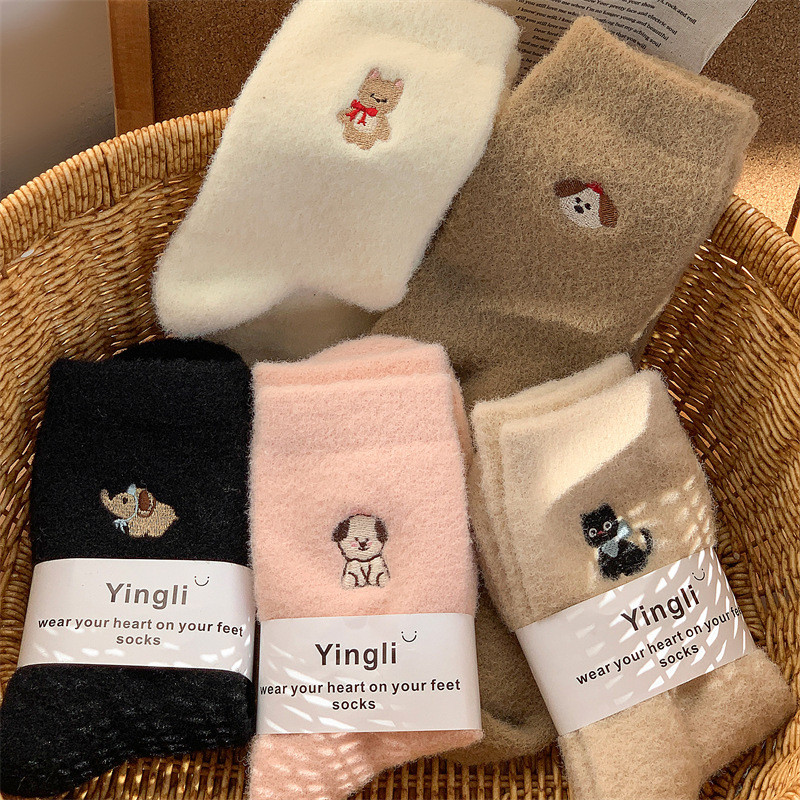 Tất lông cừu Úc thu đông, sang trọng và ấm áp