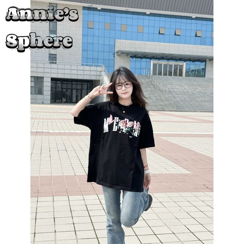 Áo Thun Ngắn Tay Annie's Sphere Thêu Hoa Hồng Cao Cấp