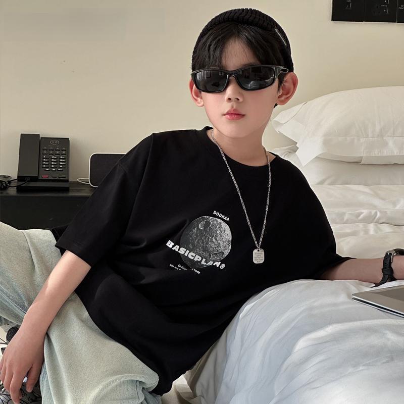 Turtleneck short sleeve playful print 2026 baby boy. Fashion children's clothing. Fashion