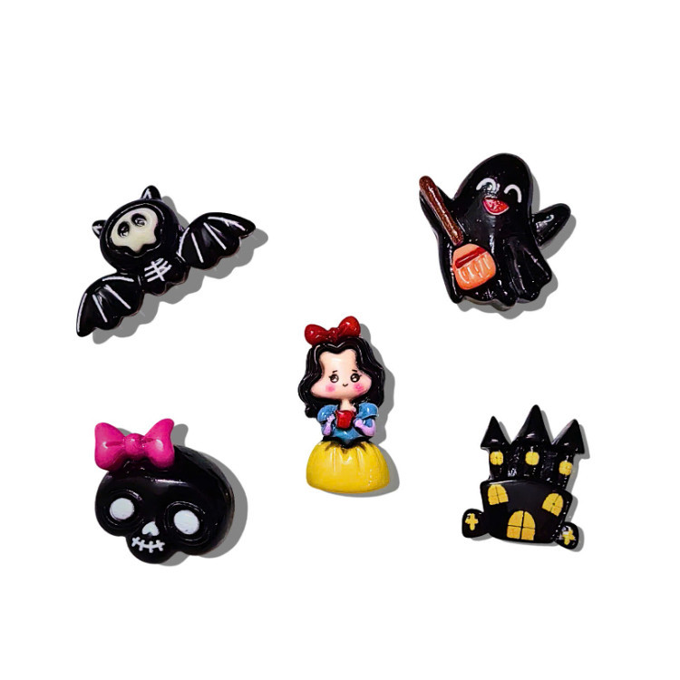 Set charm Bạch Tuyết lâm nguy