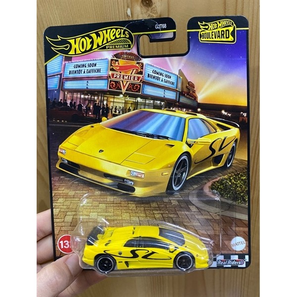 Mô hình xe oto JBL13 Hot Wheels Boulevard '95 Lamborghini Diablo SV Yellow