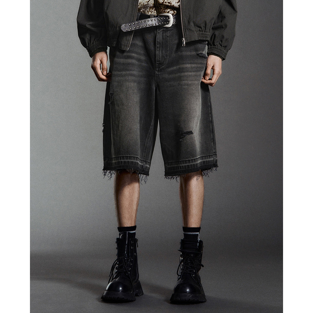 URBAN REVIVO - Quần short jeans nam wash bạc_UMV850030-B5A
