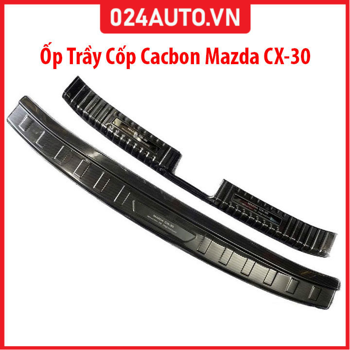 Ốp chống trầy cốp Mazda CX-30, CX30 2021-2025 vân cacbon sáng bóng