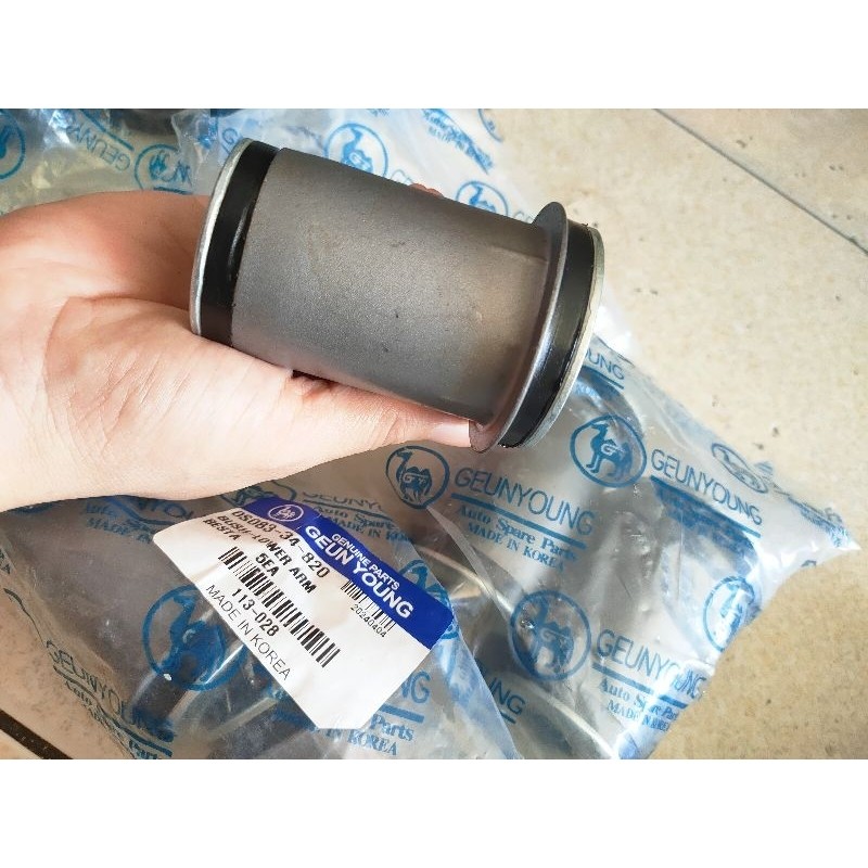 Cao su càng A Trên/Dưới Kia 1,4Tan/ K2700/K125/K140/K165/K190/Frontier/Bongo cũ Made in Korea