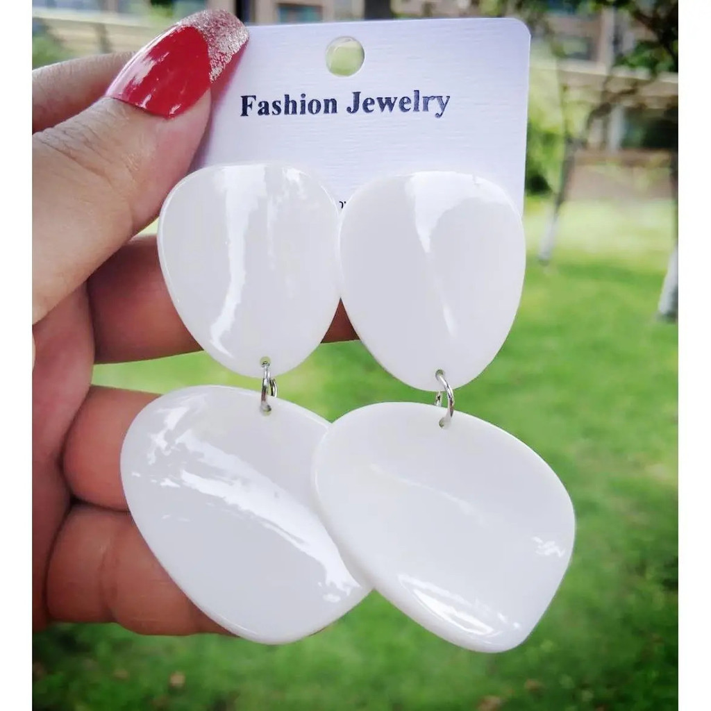 Bông tai Carina Lau Faye Wong bông tai Acrylic Yếu tố hình học Phóng đại Không khí Bông tai thời tra