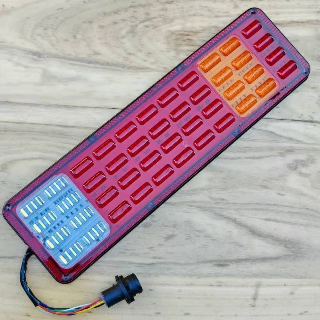 Nổi bật Chống va đập Delong Đèn hậu sau X3000 Mới M3000 Đèn hậu LED điện tử X5000 L3000 Xuânde F6