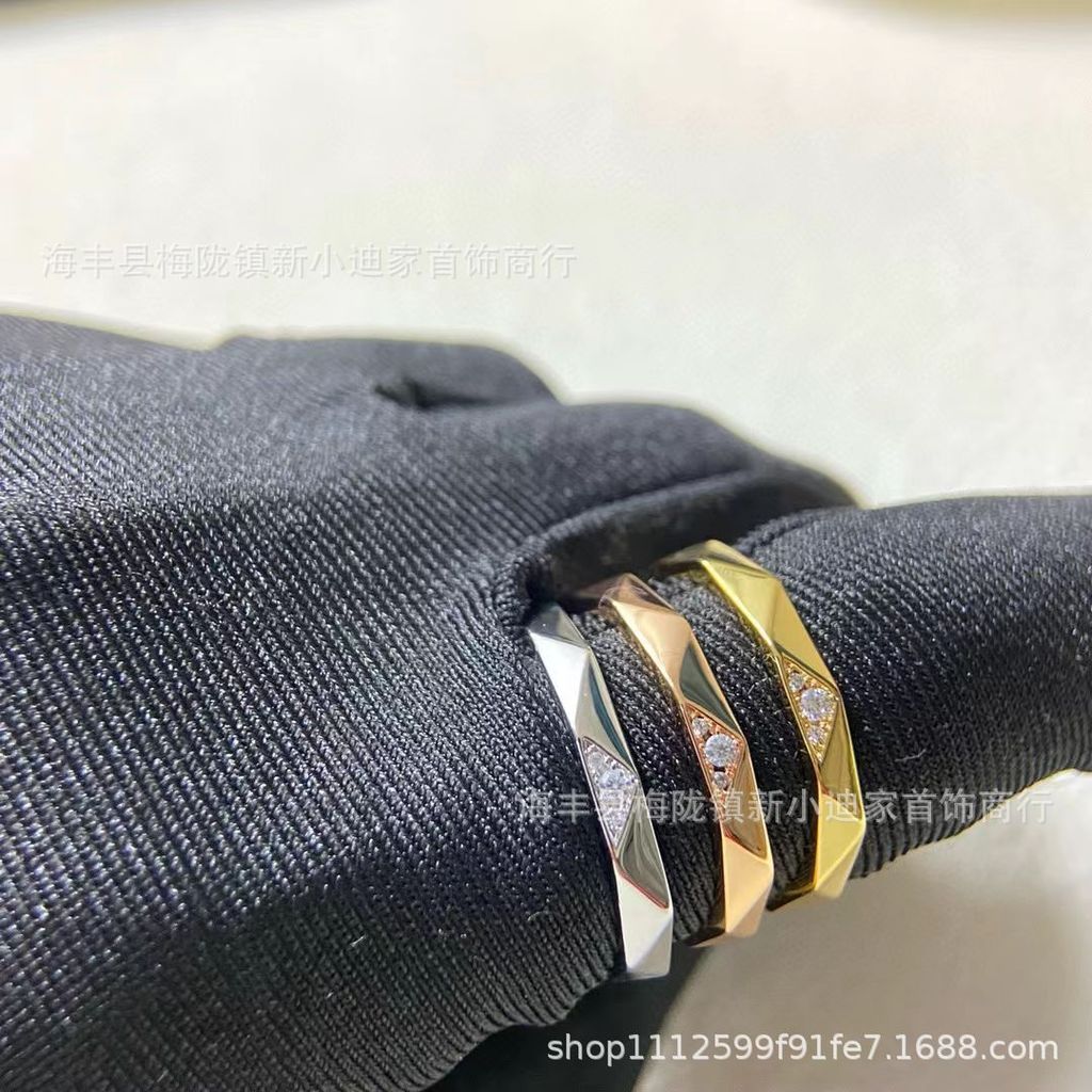 ZBQT Diamond-encrusted ring CNC Thick-plated twist-band ring with full diamond inlay, light luxury c